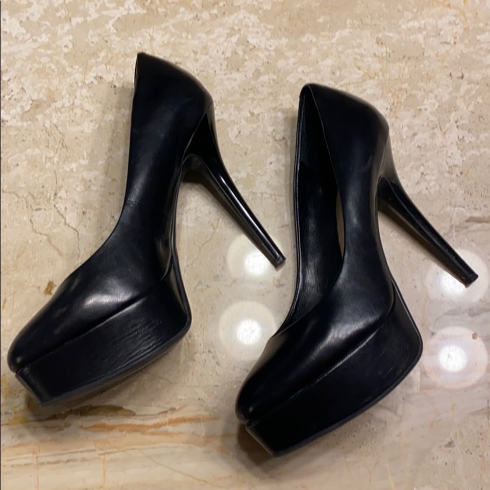 GUESS platform pumps - Picture 3 of 8
